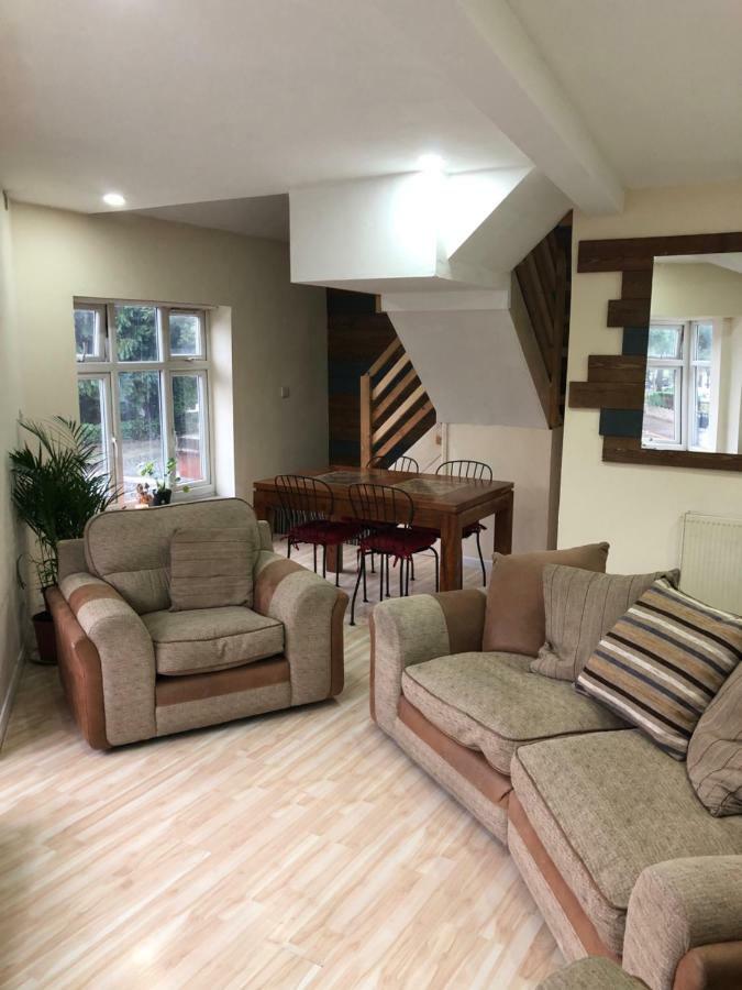 Treetops Flat2 Hall Green B28 Birmingham Extérieur photo
